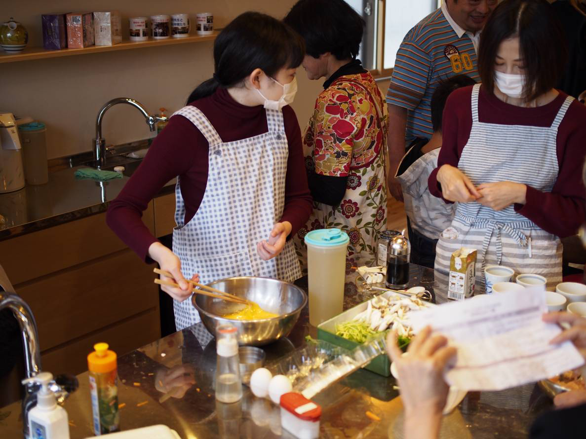 料理教室:巻き寿司